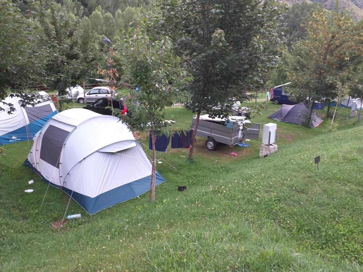 Hotel Camping Riu Gelat Espot Exteriér fotografie
